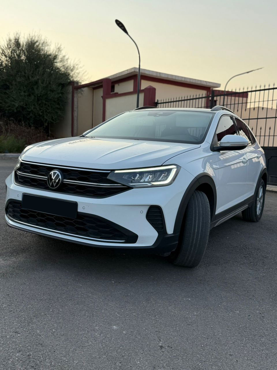 Volkswagen TAIGO Année 2023 Essence Moteur 1.0 TSI 110 CV KILOMÉTRAGE 53200 Km