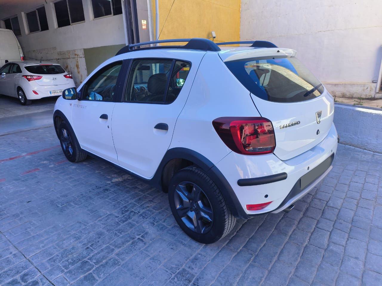 Dacia Sandero Stepway année 2023 moteur 1.0 TCE 110 CV Kilométrage 33000 KM boite manuelle