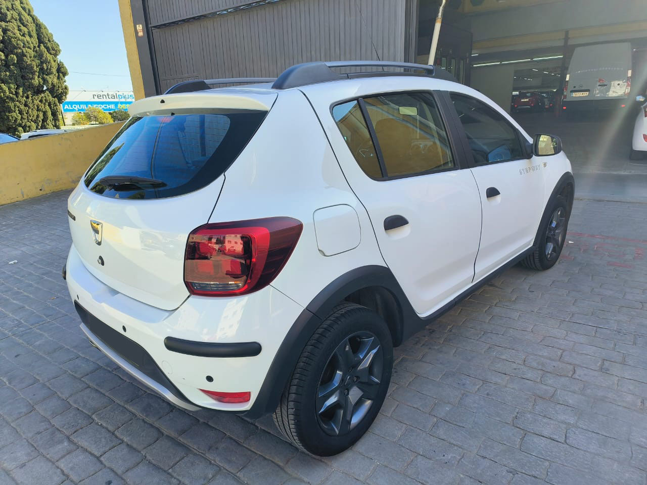 Dacia Sandero Stepway année 2023 moteur 1.0 TCE 110 CV Kilométrage 33000 KM boite manuelle