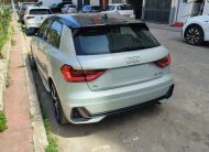 Audi A1 Année 2023 Moteur 1.0 Essence Finition Sportback