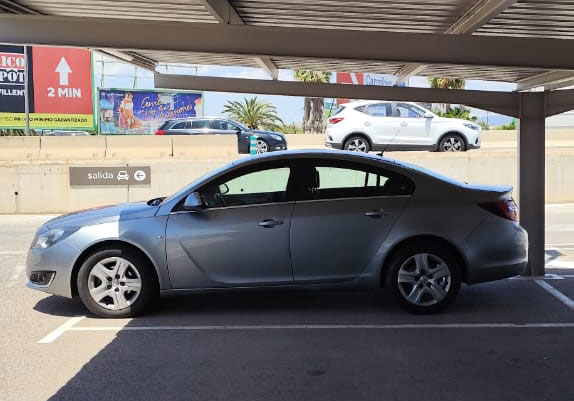 Opel Insignia Année  2015 Moteur 1.4 Turbo 140 CV  Essence Kilométrage 245000 KM