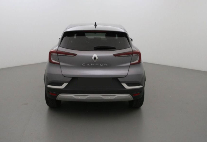 Renault Capture Année 2023 Essence Moteur TCE 90 CV Kilométrage 29870 KM