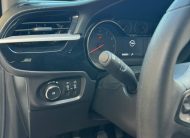 Opel Corsa Blanc Année 2023 Essence moteur 1.2 Pure Tech 100 CV Kilométrage 43000 KM