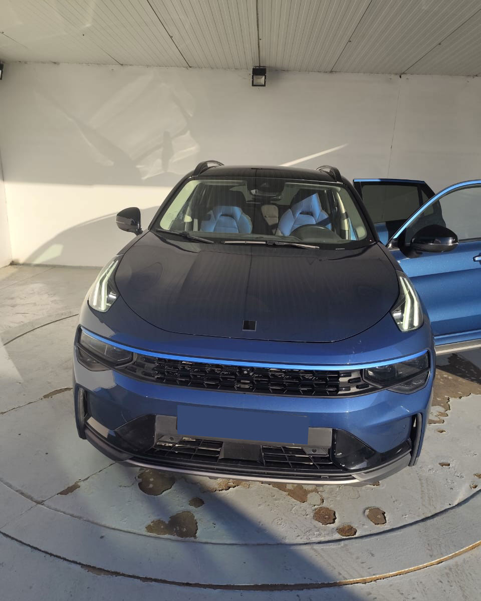 Link & Co  01 Année 2021 Moteur 1.5 hybride PHEV 261 CV Kilométrage 55000 KM