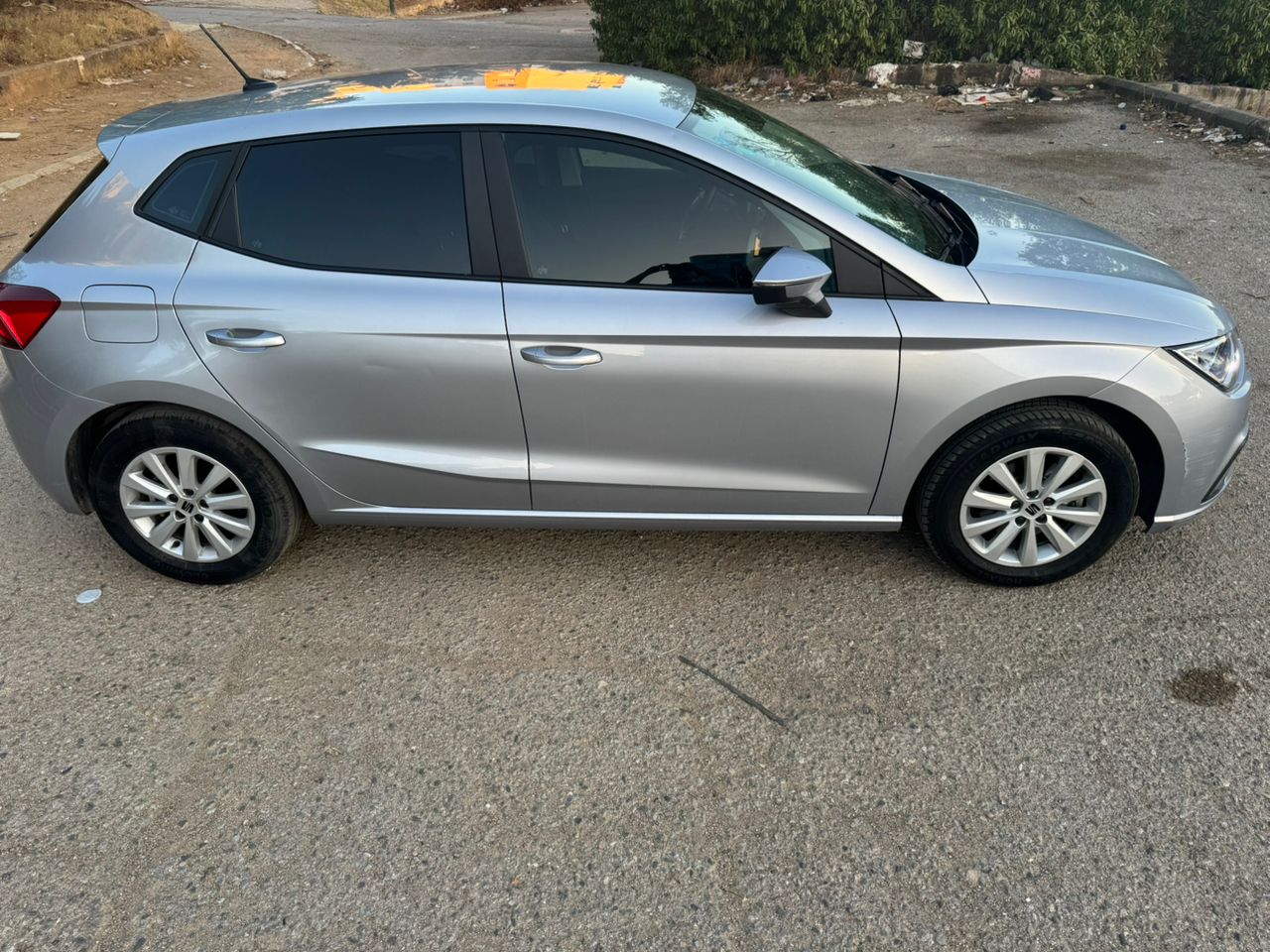 SEAT IBIZA année 2022 Essence moteur 1.0 TSI 95 CV KILOMÉTRAGE 76000 KM