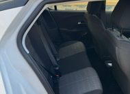 Opel Corsa Blanc Année 2023 Essence moteur 1.2 Pure Tech 100 CV Kilométrage 43000 KM