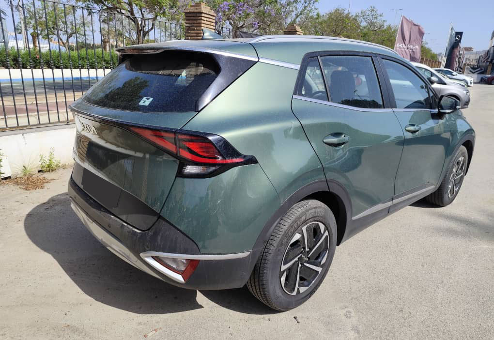 KIA SPORTAGE Année 2024 MOTEUR  1.6 T-GDI 265 CV HYBRIDE kilométrage 13800 KM