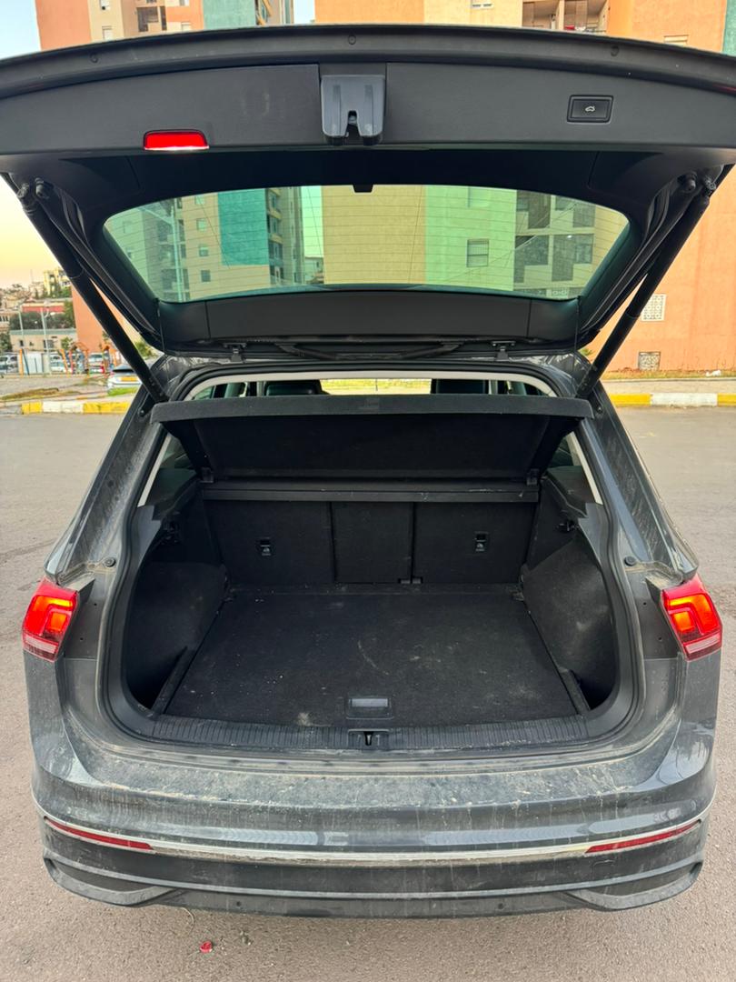 Volkswagen TIGUAN ANNÉE 2022 ESSENCE MOTEUR 1.5 TSI 150 CV KILOMÉTRAGE 47000 KM