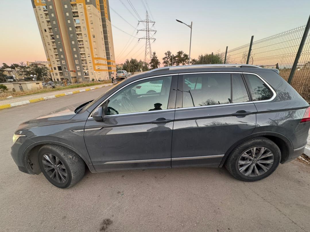 Volkswagen TIGUAN ANNÉE 2022 ESSENCE MOTEUR 1.5 TSI 150 CV KILOMÉTRAGE 47000 KM